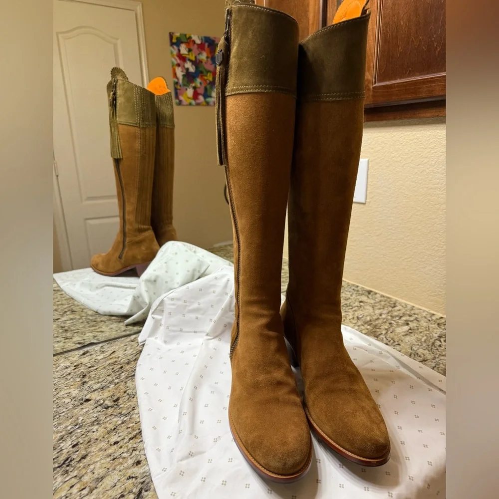 Fairfax and Favor Regina Suede Knee High boots Tan/Olive Sz 11. Discontinued New - Picture 3 of 9